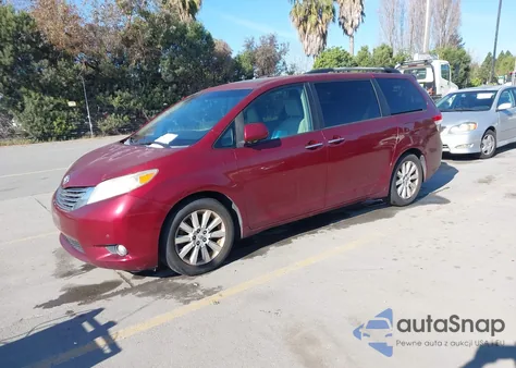2011 Toyota Sienna Limited V6 z USA, uszkodzony, nr VIN 5TDYK3DC0BS021577
